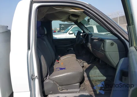 2004 Chevrolet Silverado 2500Hd Work Truck из США, поврежденный, VIN 1GBHC24U04E273827